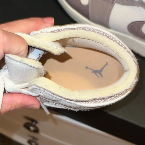 Air Jordan 1 - Picture 4 of 7